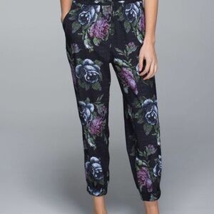Lululemon - Garden Party joggers